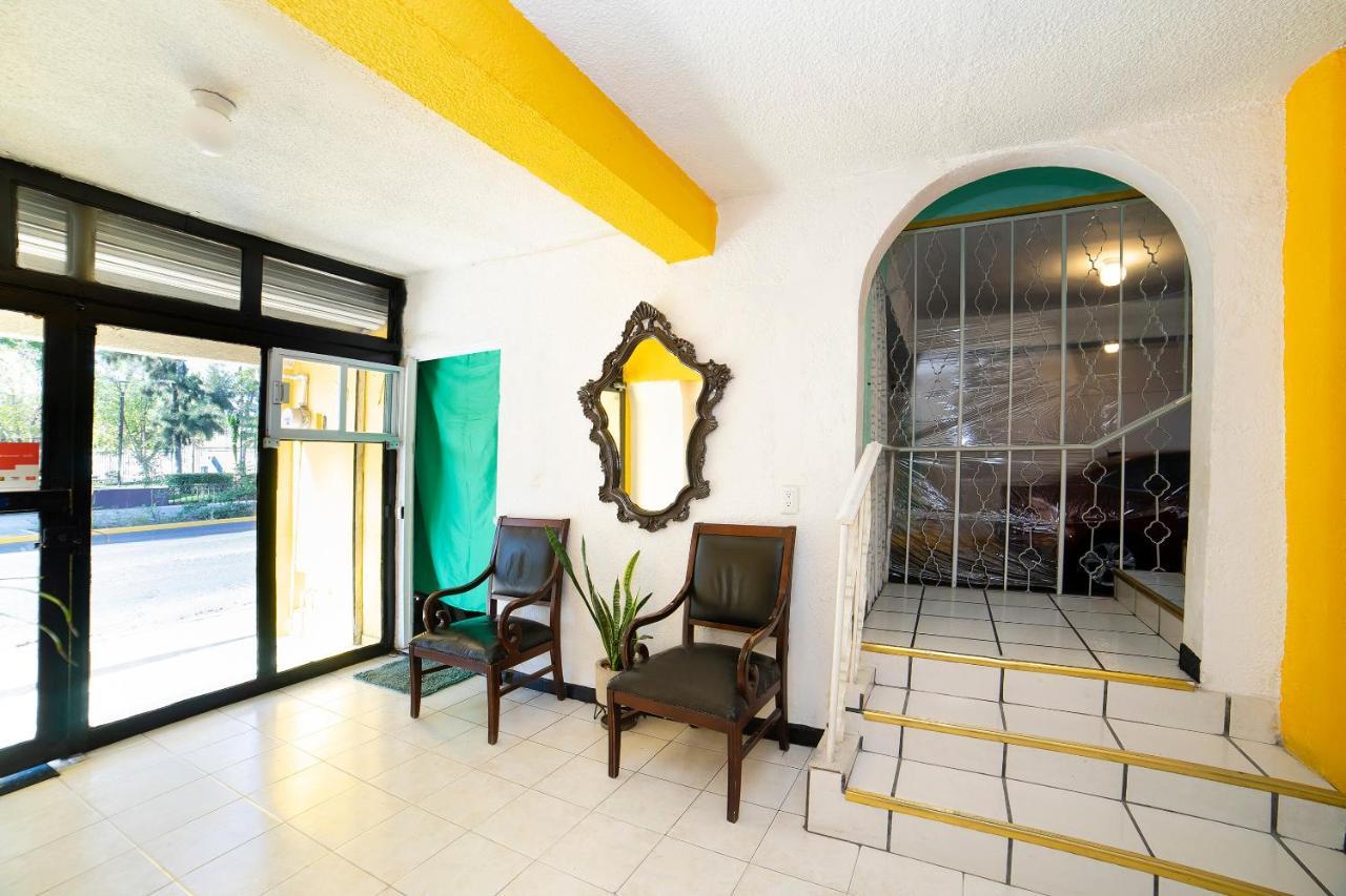 Oyo Hotel Jardin Carpio Aguascalientes Ngoại thất bức ảnh