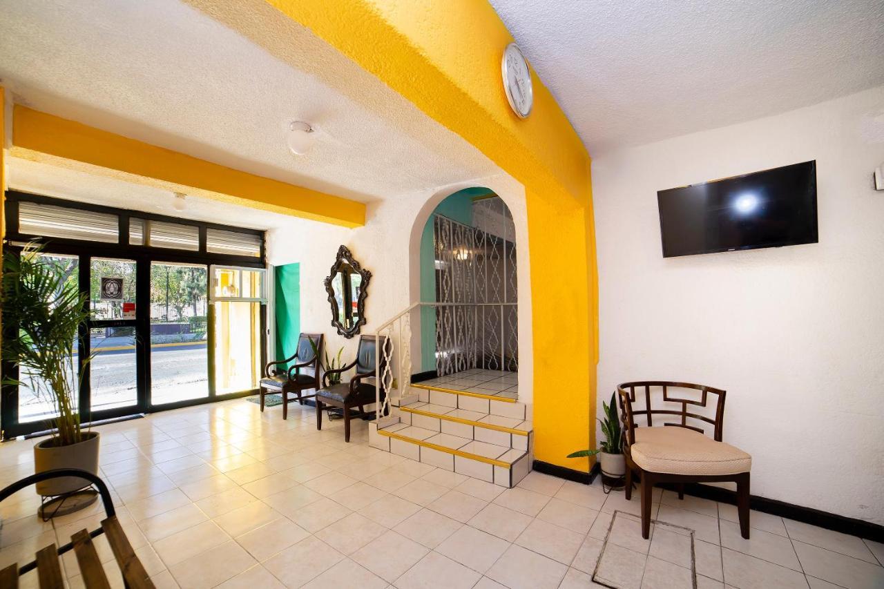 Oyo Hotel Jardin Carpio Aguascalientes Ngoại thất bức ảnh