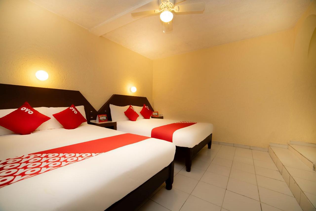 Oyo Hotel Jardin Carpio Aguascalientes Ngoại thất bức ảnh